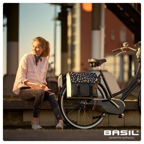 Sakwa miejska podwójna BASIL URBAN LOAD DOUBLE PANNIER BAG 48-53L, Universal Bridge System, 100% wodoodporna, black reflective/b Sakwa miejska podwójna BASIL URBAN LOAD DOUBLE PANNIER BAG 48-53L, Universal Bridge System, 100% wodoodporna, black reflective/b