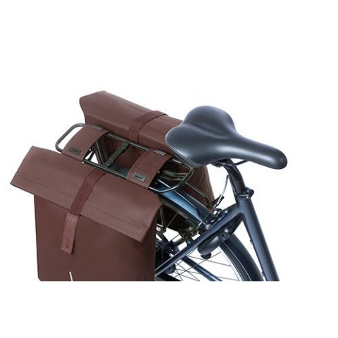 Sakwa miejska podwójna BASIL CITY DOUBLE PANNIER BAG 28-32L, Universal Bridge System, roasted brown (NEW) Sakwa miejska podwójna BASIL CITY DOUBLE PANNIER BAG 28-32L, Universal Bridge System, roasted brown (NEW)