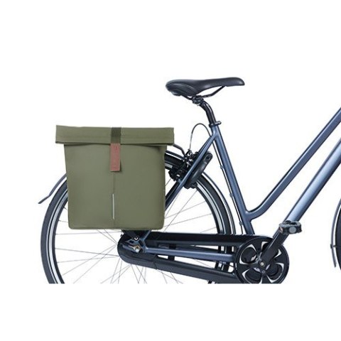 Sakwa miejska podwójna BASIL CITY DOUBLE PANNIER BAG MIK 28-32L, MIK System (ready to go), moss green (NEW) Sakwa miejska podwójna BASIL CITY DOUBLE PANNIER BAG MIK 28-32L, MIK System (ready to go), moss green (NEW)