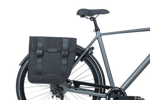 Sakwa miejska podwójna BASIL TOUR DOUBLE PANNIER BAG XL 35L, Universal Bridge System, wodoodporna black (NEW) Sakwa miejska podwójna BASIL TOUR DOUBLE PANNIER BAG XL 35L, Universal Bridge System, wodoodporna black (NEW)