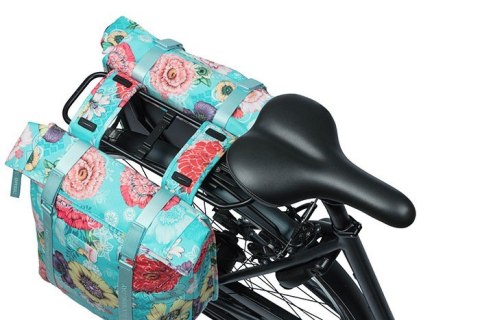 Sakwa podwójna na bagażnik BASIL BLOOM FIELD DOUBLE PANNIER BAG 28-35L, Universal Bridge System, sky blue (NEW) Sakwa podwójna na bagażnik BASIL BLOOM FIELD DOUBLE PANNIER BAG 28-35L, Universal Bridge System, sky blue (NEW)