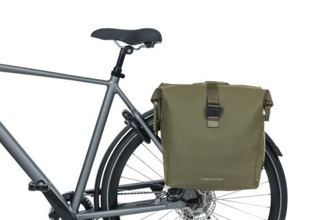 Sakwa podwówjna BASIL SOHO DOUBLE PANNIER BAG NORDLICHT Universal Bridge System 41L, 100% wodoodporna moss green oświetlenie Nor Sakwa podwówjna BASIL SOHO DOUBLE PANNIER BAG NORDLICHT Universal Bridge System 41L, 100% wodoodporna moss green oświetlenie Nor