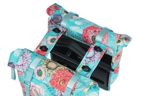 Torba na bagażnik BASIL BLOOM FIELD DOUBLE PANNIER BAG MIK 28-35L, MIK System (ready to go) sky blue (NEW) Torba na bagażnik BASIL BLOOM FIELD DOUBLE PANNIER BAG MIK 28-35L, MIK System (ready to go) sky blue (NEW)
