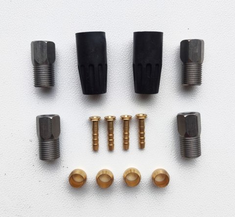 Przewód hamulca hydraulicznego CLARKS dla AVID (Juicy 3, Code) z końcówkami przód tył 3000mm czarny (DWZ) Przewód hamulca hydraulicznego CLARKS dla AVID (Juicy 3, Code) z końcówkami przód tył 3000mm czarny (DWZ)