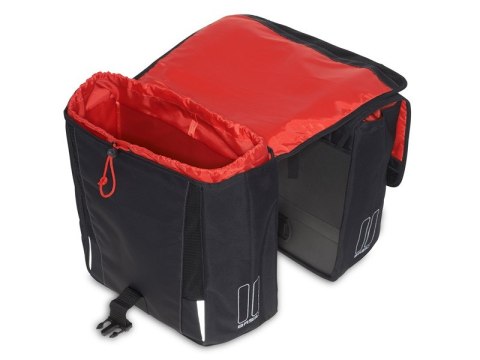 Sakwa miejska podwójna BASIL SPORT DESIGN DOUBLE PANNIER BAG 32L, Universal Bridge System, czarna (NEW) Sakwa miejska podwójna BASIL SPORT DESIGN DOUBLE PANNIER BAG 32L, Universal Bridge System, czarna (NEW)