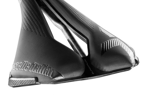 Siodło SELLE ITALIA X-LR KIT CARBONIO SUPERFLOW L (id match L3), 138g (NEW) Siodło SELLE ITALIA X-LR KIT CARBONIO SUPERFLOW L (id match L3), 138g (NEW)