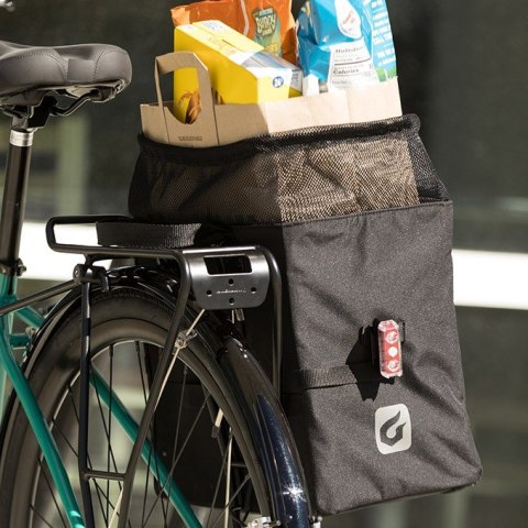 Torba na bagażnik BLACKBURN LOCAL GROCERY PANNIER czarna Torba na bagażnik BLACKBURN LOCAL GROCERY PANNIER czarna