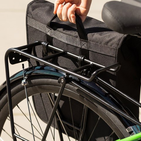 Torba na bagażnik BLACKBURN LOCAL REAR PANNIER czarna (NEW) Torba na bagażnik BLACKBURN LOCAL REAR PANNIER czarna (NEW)