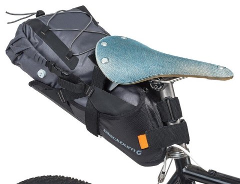 Torba pod siodło BLACKBURN OUTPOST ELITE SEAT PACK 10,5l z workiem wodoodpornym, metalowe mocowanie do sztycy pneumatycznej (NEW Torba pod siodło BLACKBURN OUTPOST ELITE SEAT PACK 10,5l z workiem wodoodpornym, metalowe mocowanie do sztycy pneumatycznej (NEW