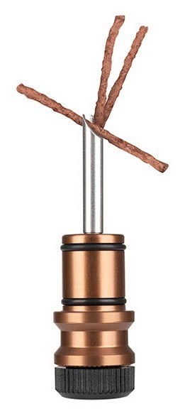 Zestaw naprawczy BLACKBURN PRO PLUGGER TOOL CNC do opon tubeless ready, czarny (NEW) Zestaw naprawczy BLACKBURN PRO PLUGGER TOOL CNC do opon tubeless ready, czarny (NEW)