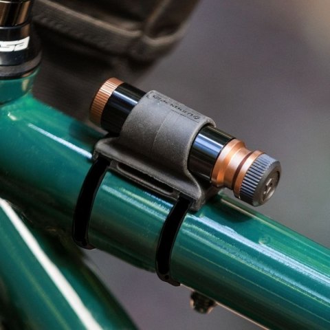 Zestaw naprawczy BLACKBURN PRO PLUGGER TOOL CNC do opon tubeless ready, czarny (NEW) Zestaw naprawczy BLACKBURN PRO PLUGGER TOOL CNC do opon tubeless ready, czarny (NEW)