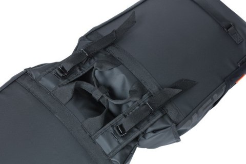 Sakwa miejska podwójna BASIL MILES TARPAULIN DOUBLE PANNIER BAG 34L, Universal Bridge System, 100% wodoodporna black orange (NEW Sakwa miejska podwójna BASIL MILES TARPAULIN DOUBLE PANNIER BAG 34L, Universal Bridge System, 100% wodoodporna black orange (NEW