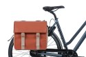 Sakwa miejska podwójna BASIL URBAN LOAD DOUBLE PANNIER BAG 48-53L, Universal Bridge System, 100% wodoodporna, terra red/rose (NE