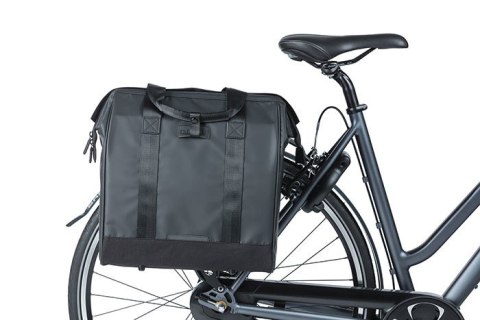 Sakwa miejska pojedyncza BASIL GRAND TARPAULIN BICYCLE SHOPPER 23L, Hook On System, wodoodporna black (NEW) Sakwa miejska pojedyncza BASIL GRAND TARPAULIN BICYCLE SHOPPER 23L, Hook On System, wodoodporna black (NEW)