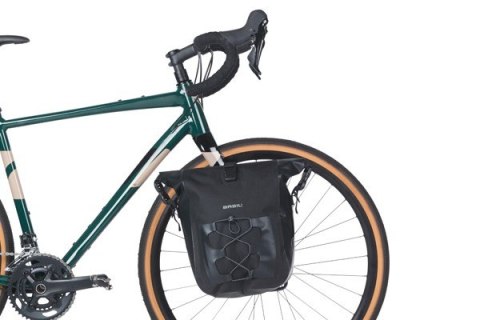 Sakwa BASIL NAVIGATOR M, MIK STUDS, 14L, Wodoodporna, Czarna (NEW 2025) Sakwa BASIL NAVIGATOR M, MIK STUDS, 14L, Wodoodporna, Czarna (NEW 2025)