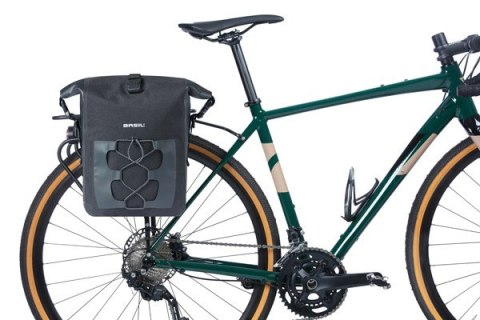 Sakwa BASIL NAVIGATOR M, MIK STUDS, 14L, Wodoodporna, Czarna (NEW 2025) Sakwa BASIL NAVIGATOR M, MIK STUDS, 14L, Wodoodporna, Czarna (NEW 2025)