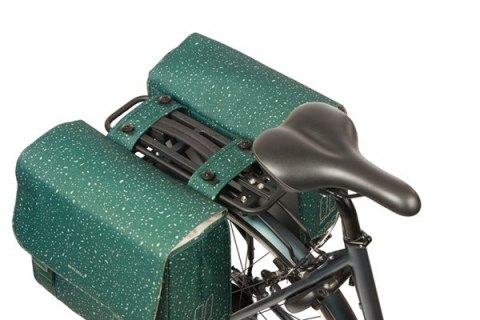 Sakwy BASIL FLAIR DOUBLE BICYCLE BAG, MIK z adapterem do mocowania (ready to go), 35L, Wodoodporna, Green (NEW 2025) Sakwy BASIL FLAIR DOUBLE BICYCLE BAG, MIK z adapterem do mocowania (ready to go), 35L, Wodoodporna, Green (NEW 2025)