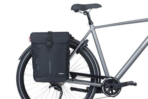Sakwy BASIL MOVE DOUBLE BICYCLE BAG, UNIVERSAL BRIDGE, 30L, Wodoodporna, Black (NEW 2025) Sakwy BASIL MOVE DOUBLE BICYCLE BAG, UNIVERSAL BRIDGE, 30L, Wodoodporna, Black (NEW 2025)