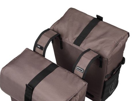 Sakwy BASIL MOVE DOUBLE BICYCLE BAG, UNIVERSAL BRIDGE, 30L, Wodoodporna, Brown (NEW 2025) Sakwy BASIL MOVE DOUBLE BICYCLE BAG, UNIVERSAL BRIDGE, 30L, Wodoodporna, Brown (NEW 2025)