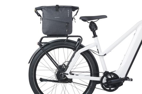 Torba na bagażnik BASIL NAVIGATOR STORM, MIK z adapterem do mocowania (ready to go), 13L, Wodoodporna, Czarna (NEW 2025) Torba na bagażnik BASIL NAVIGATOR STORM, MIK z adapterem do mocowania (ready to go), 13L, Wodoodporna, Czarna (NEW 2025)
