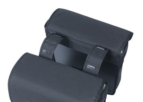 Sakwa miejska podwójna BASIL GO DOUBLE BAG 32L, Universal Bridge System, solid black (NEW 2025) Sakwa miejska podwójna BASIL GO DOUBLE BAG 32L, Universal Bridge System, solid black (NEW 2025)