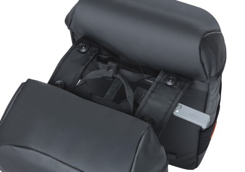 Sakwa miejska podwójna BASIL MILES TARPAULIN DOUBLE PANNIER BAG MIK 34L, MIK System (ready to go), 100% wodoodporna black orange Sakwa miejska podwójna BASIL MILES TARPAULIN DOUBLE PANNIER BAG MIK 34L, MIK System (ready to go), 100% wodoodporna black orange