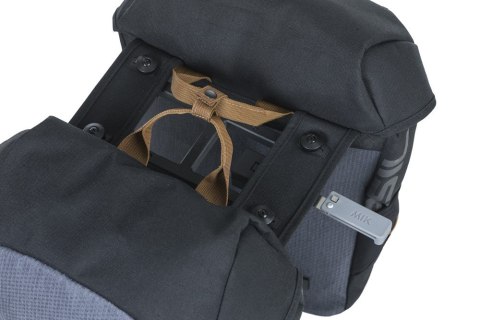 Sakwa miejska podwójna BASIL MILES TARPAULIN DOUBLE PANNIER BAG MIK 34L, MIK System (ready to go), 100% wodoodporna black slate Sakwa miejska podwójna BASIL MILES TARPAULIN DOUBLE PANNIER BAG MIK 34L, MIK System (ready to go), 100% wodoodporna black slate