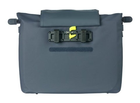 Torba BASIL MANHATTAN COMMUTER BICYCLE LAPTOP BAG, HOOK-ON, 12L, Wodoodporna, Navy (NEW 2025) Torba BASIL MANHATTAN COMMUTER BICYCLE LAPTOP BAG, HOOK-ON, 12L, Wodoodporna, Navy (NEW 2025)