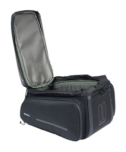 Torba na bagażnik BASIL MOVE TRUNK BAG, MIK z adapterem do mocowania (ready to go), 10-26L, Wodoodporna, Black (NEW 2025) Torba na bagażnik BASIL MOVE TRUNK BAG, MIK z adapterem do mocowania (ready to go), 10-26L, Wodoodporna, Black (NEW 2025)