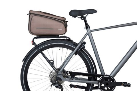 Torba na bagażnik BASIL MOVE TRUNK BAG, MIK z adapterem do mocowania (ready to go), 10-26L, Wodoodporna, Brown (NEW 2025) Torba na bagażnik BASIL MOVE TRUNK BAG, MIK z adapterem do mocowania (ready to go), 10-26L, Wodoodporna, Brown (NEW 2025)