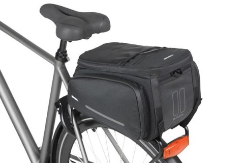 Torba na bagażnik BASIL MOVE TRUNK BAG, do stosowania z MIK, 10-26L, Wodoodporna, Black (NEW 2025) Torba na bagażnik BASIL MOVE TRUNK BAG, do stosowania z MIK, 10-26L, Wodoodporna, Black (NEW 2025)