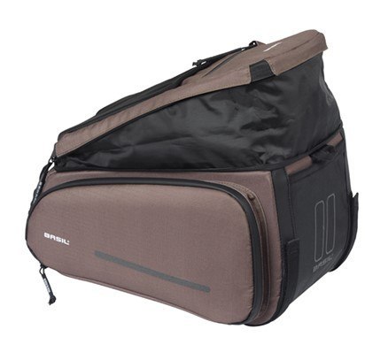 Torba na bagażnik BASIL MOVE TRUNK BAG, do stosowania z MIK, 10-26L, Wodoodporna, Brown (NEW 2025) Torba na bagażnik BASIL MOVE TRUNK BAG, do stosowania z MIK, 10-26L, Wodoodporna, Brown (NEW 2025)