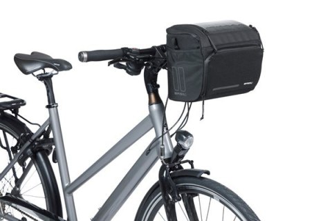 Torba na kierownicę BASIL MOVE HANDLEBAR BAG, KF z adapterem do mocowania, 7-8L, wodoodporna, Czarna (NEW 2025) Torba na kierownicę BASIL MOVE HANDLEBAR BAG, KF z adapterem do mocowania, 7-8L, wodoodporna, Czarna (NEW 2025)