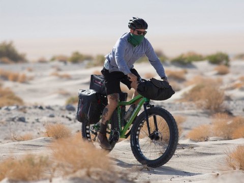 Bagażnik tylny BLACKBURN OUTPOST FAT BIKE 26"x1.0"-29"x4.0" regulacja szerokości do 31,8kg grafitowy (NEW) Bagażnik tylny BLACKBURN OUTPOST FAT BIKE 26"x1.0"-29"x4.0" regulacja szerokości do 31,8kg grafitowy (NEW)
