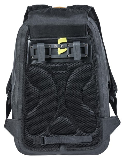 Plecak BASIL URBAN DRY BACKPACK 18L, mocowanie na haki Hook-On System, charcoal melee (NEW) Plecak BASIL URBAN DRY BACKPACK 18L, mocowanie na haki Hook-On System, charcoal melee (NEW)