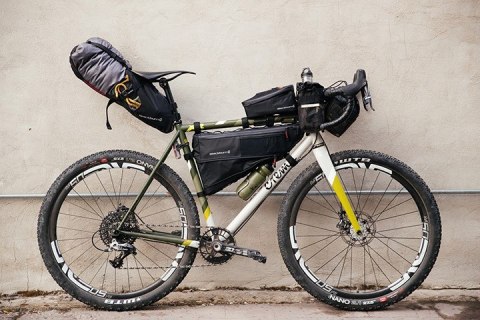 Torba na ramę BLACKBURN OUTPOST FRAME BAG MEDIUM 5,8L wodoodporna roz.M czarna (NEW 2025) Torba na ramę BLACKBURN OUTPOST FRAME BAG MEDIUM 5,8L wodoodporna roz.M czarna (NEW 2025)