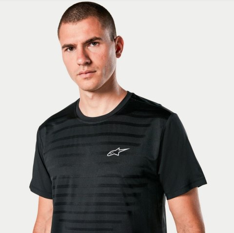 Koszulka krótki rękaw ALPINESTARS ENGINEERED PERFORMANCE SS TEE, Black - roz. M (NEW) Koszulka krótki rękaw ALPINESTARS ENGINEERED PERFORMANCE SS TEE, Black - roz. M (NEW)