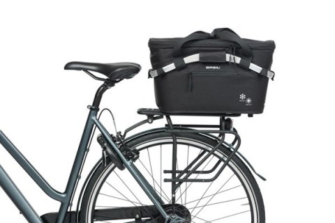 Kosz na tylny bagażnik BASIL CLASSIC CARRY ALL ISO, MIK z adapterem do mocowania (ready to go), 18L, Czarny (NEW 2025) Kosz na tylny bagażnik BASIL CLASSIC CARRY ALL ISO, MIK z adapterem do mocowania (ready to go), 18L, Czarny (NEW 2025)
