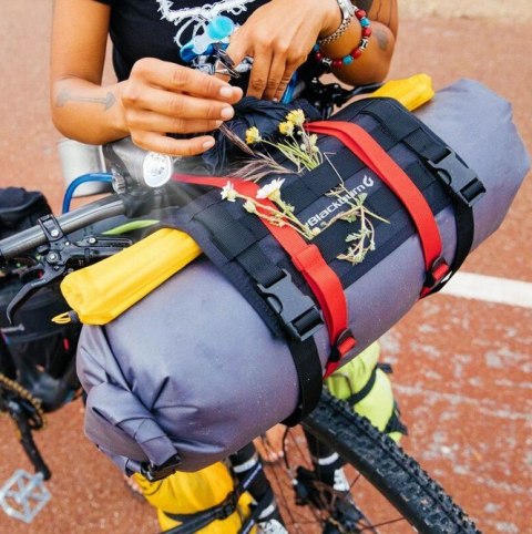 Torba na kierownicę BLACKBURN OUTPOST HB ROLL & DRY BAG black, wodoodporna, 14L (NEW 2025) Torba na kierownicę BLACKBURN OUTPOST HB ROLL & DRY BAG black, wodoodporna, 14L (NEW 2025)