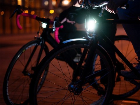 Oświetlenie rowerowe SHAPEHEART LIGHT PANO DOUBLE, zestaw, przód 270 lumenów + tył 140 lumenów zapięcie magnetyczne (NEW 2025) Oświetlenie rowerowe SHAPEHEART LIGHT PANO DOUBLE, zestaw, przód 270 lumenów + tył 140 lumenów zapięcie magnetyczne (NEW 2025)