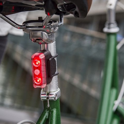 Zestaw lampki BLACKBURN DAYBLAZER przód 1000 lumenów, tył 65 lumenów (NEW 2025) Zestaw lampki BLACKBURN DAYBLAZER przód 1000 lumenów, tył 65 lumenów (NEW 2025)